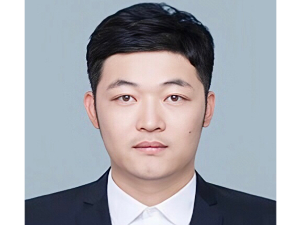 褚文斌律师