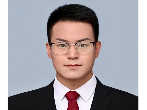 秦了佳律师