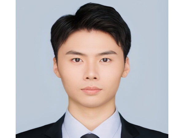 胡超逸律师
