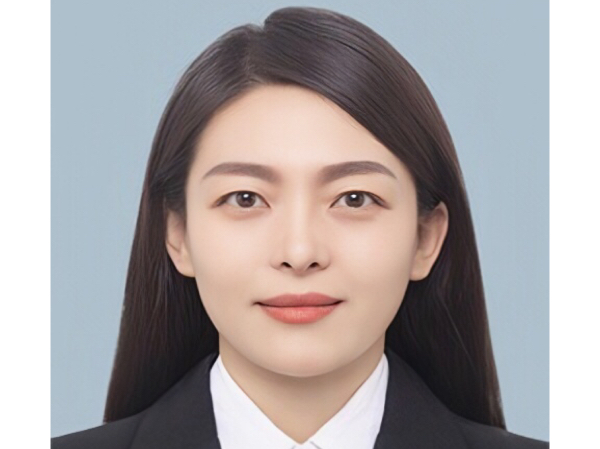 焦樱梅律师
